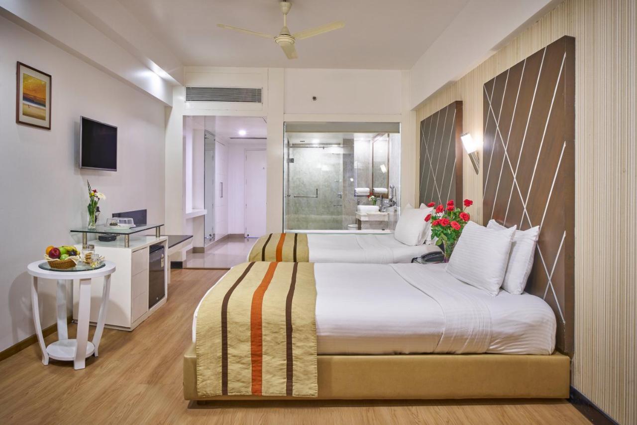 Hotel Hindusthan International, Bhubaneswar Eksteriør bilde