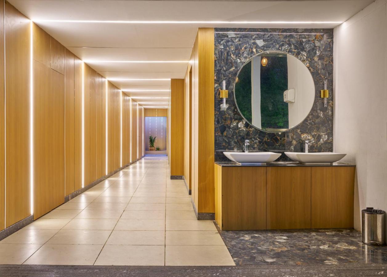 Hotel Hindusthan International, Bhubaneswar Eksteriør bilde