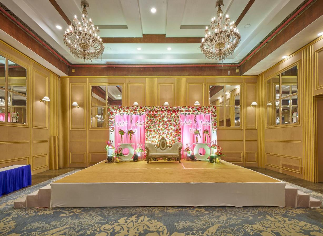 Hotel Hindusthan International, Bhubaneswar Eksteriør bilde