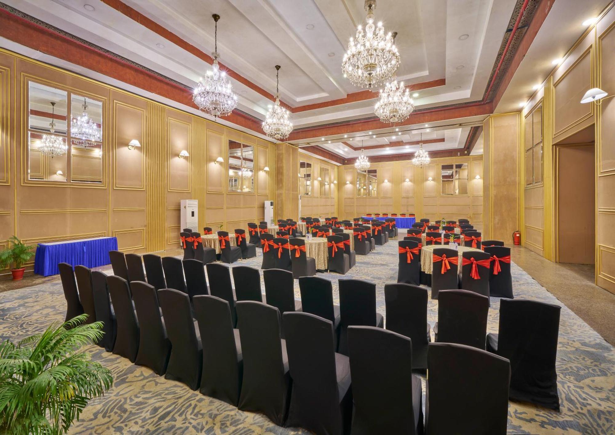 Hotel Hindusthan International, Bhubaneswar Eksteriør bilde
