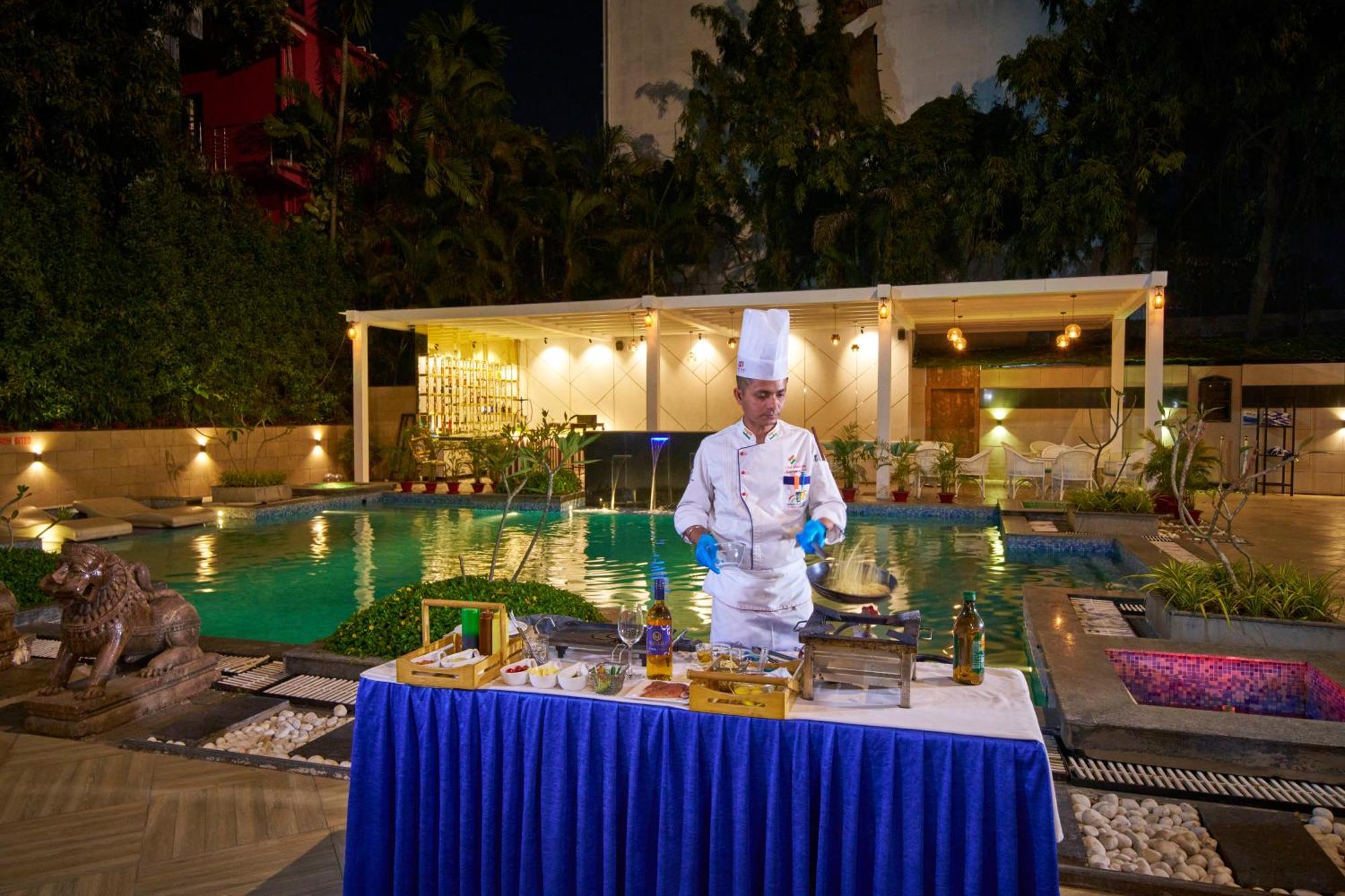 Hotel Hindusthan International, Bhubaneswar Eksteriør bilde