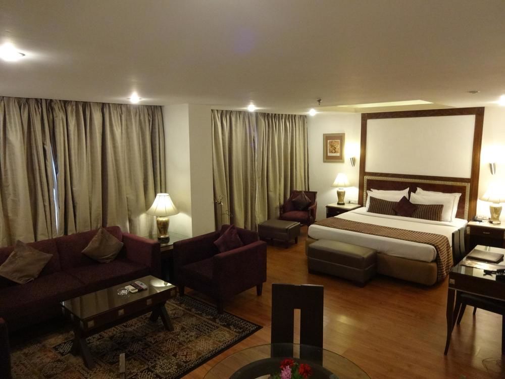 Hotel Hindusthan International, Bhubaneswar Eksteriør bilde